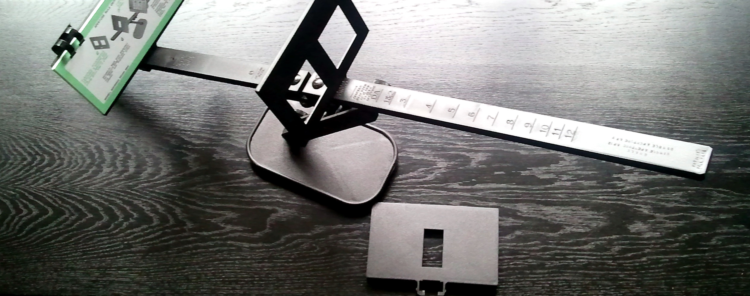 Aperture rule in use